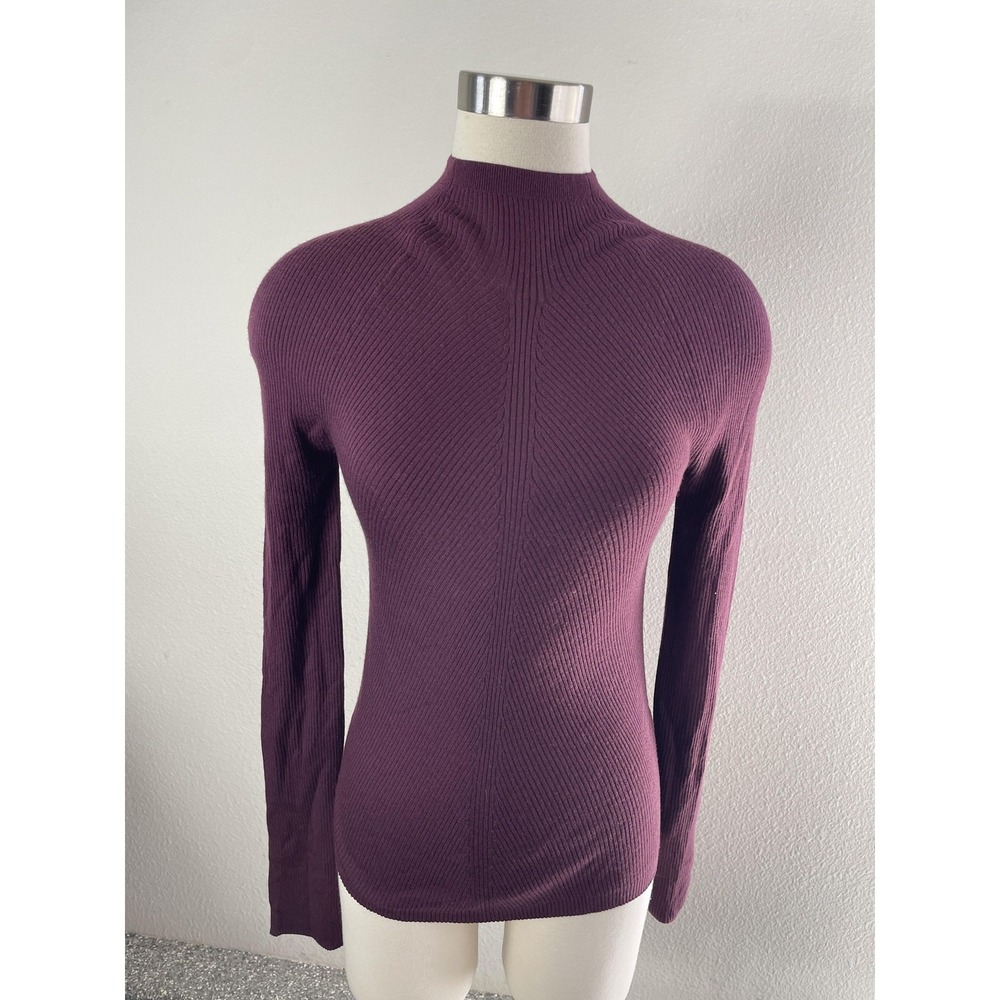 Boss Sweater Womens M Purple 100% Merino Wool Mock Neck Ribbed Knit‎ Pullover